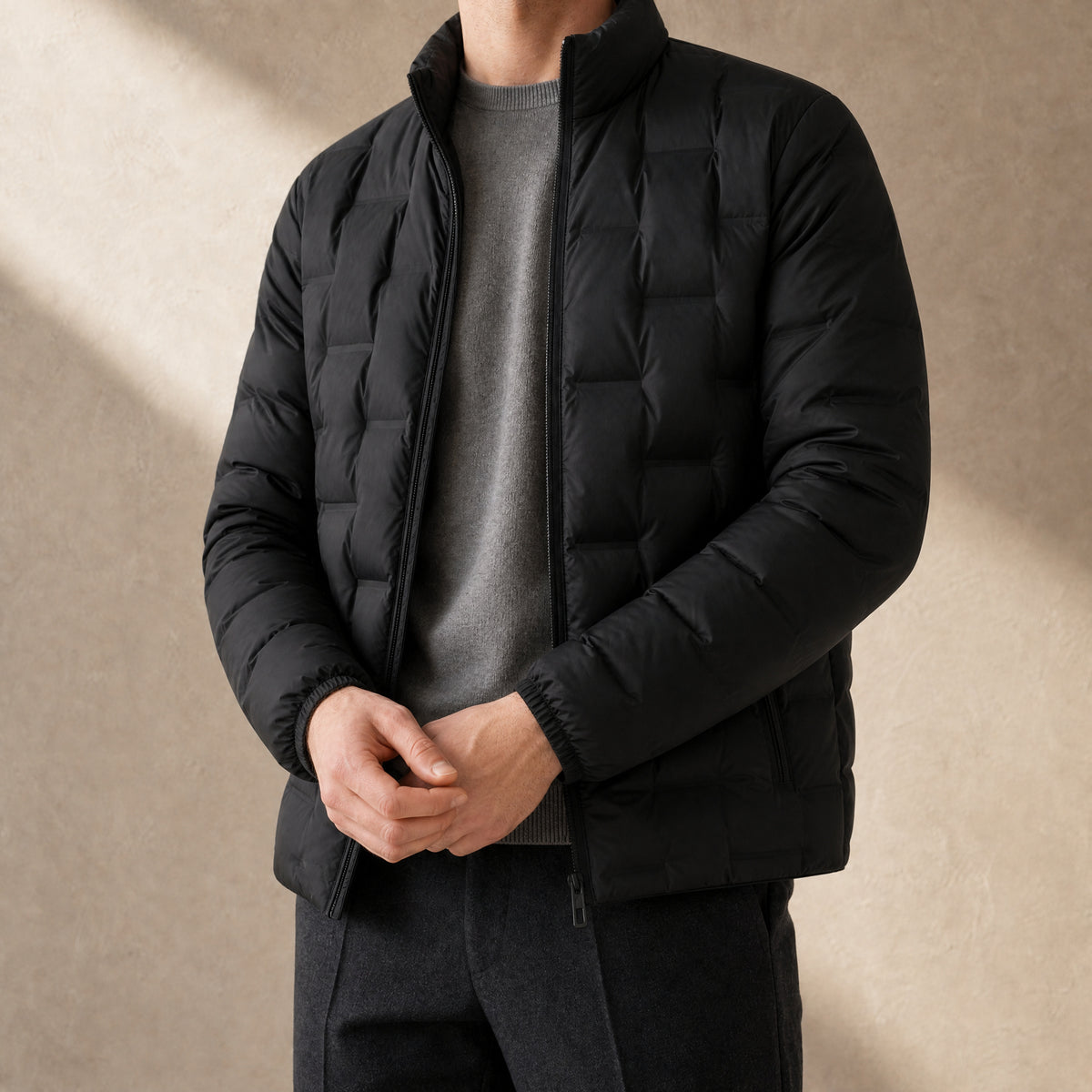 Zenith Seamless Down Jacket in Black